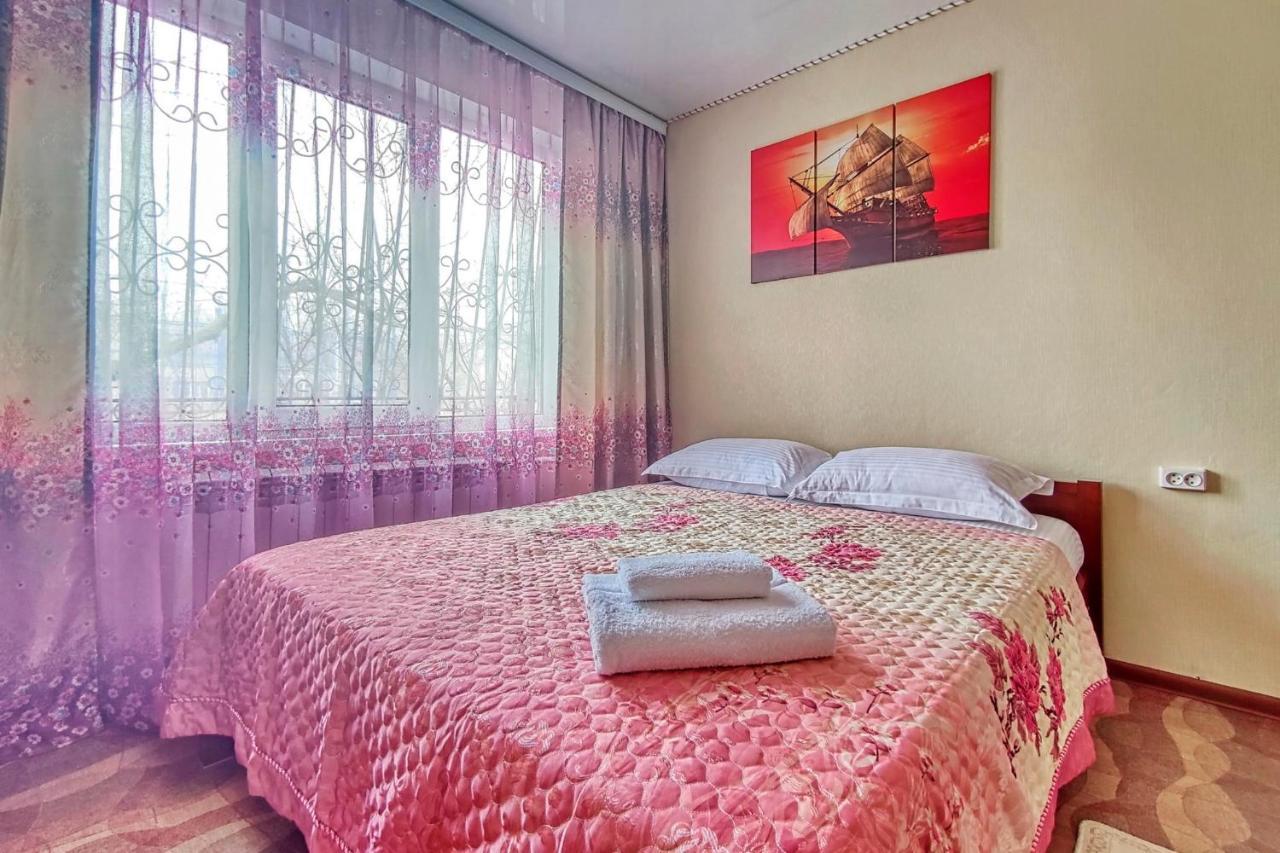 Апартаменты В Микрорайоне Орбита-2, 4 Almaty Exterior photo