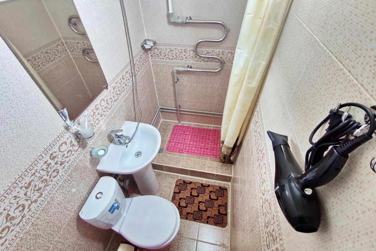 Апартаменты В Микрорайоне Орбита-2, 4 Almaty Exterior photo